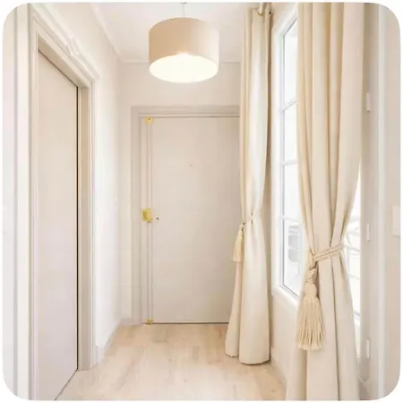 Chic In Passy Steps From The Seine & Trocadero Appartement Parijs